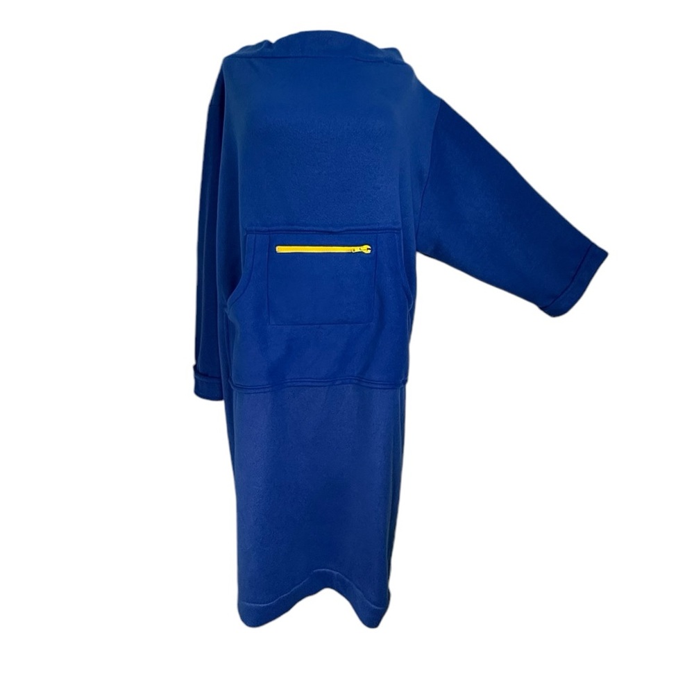 Quokkie Polar Fleece Wearable Blanket Blue and Yellow with Storage Bag NWOT